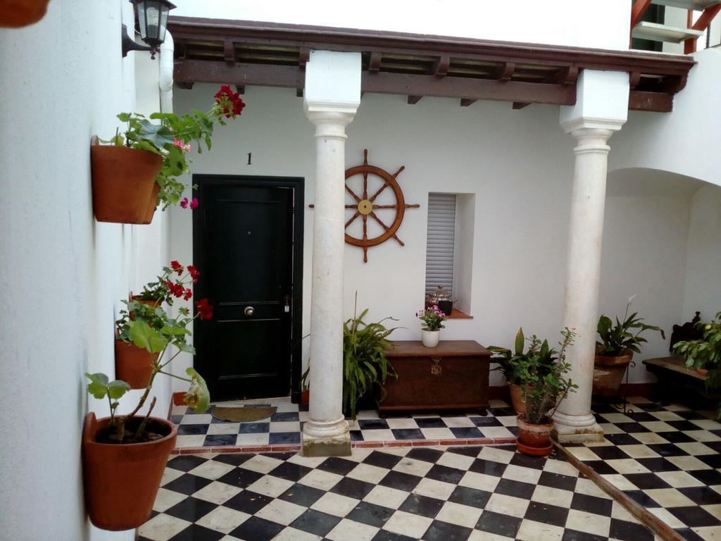 Apartamentos Porvera Jerez Херес-де-ла-Фронтера Экстерьер фото